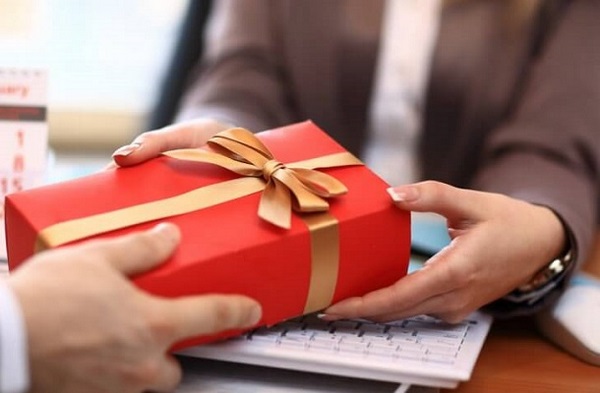 tặng quà tết cho doanh nghiệp 3