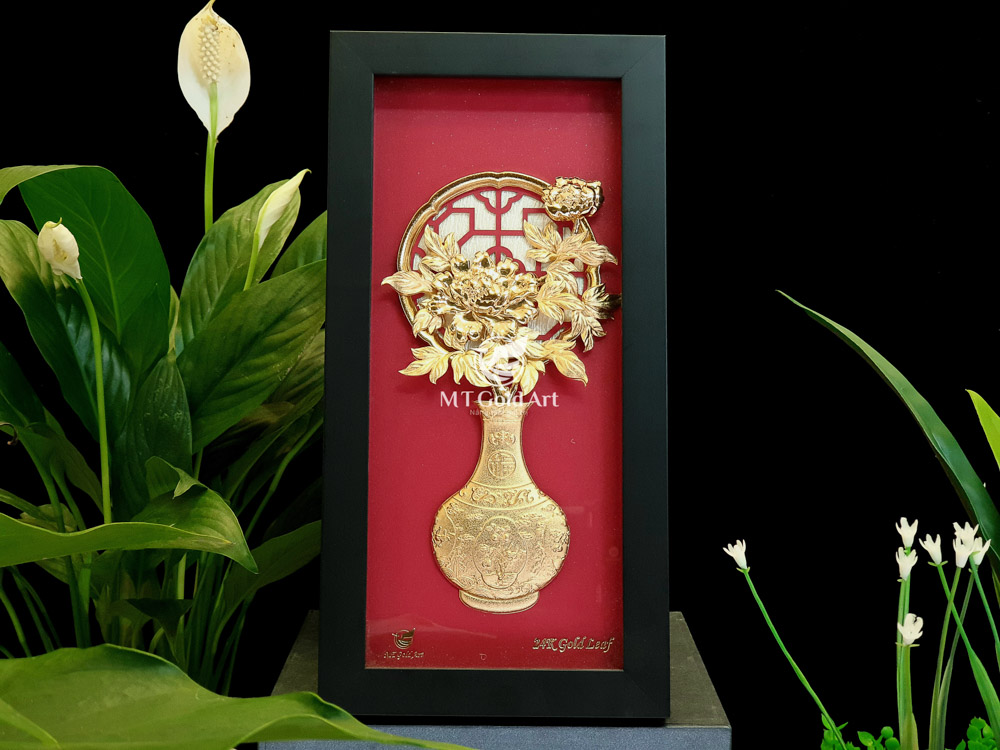 Tranh hoa cúc dát vàng - quà mừng thọ ý nghĩa Tranh hoa cúc dát vàng - quà mừng thọ ý nghĩa