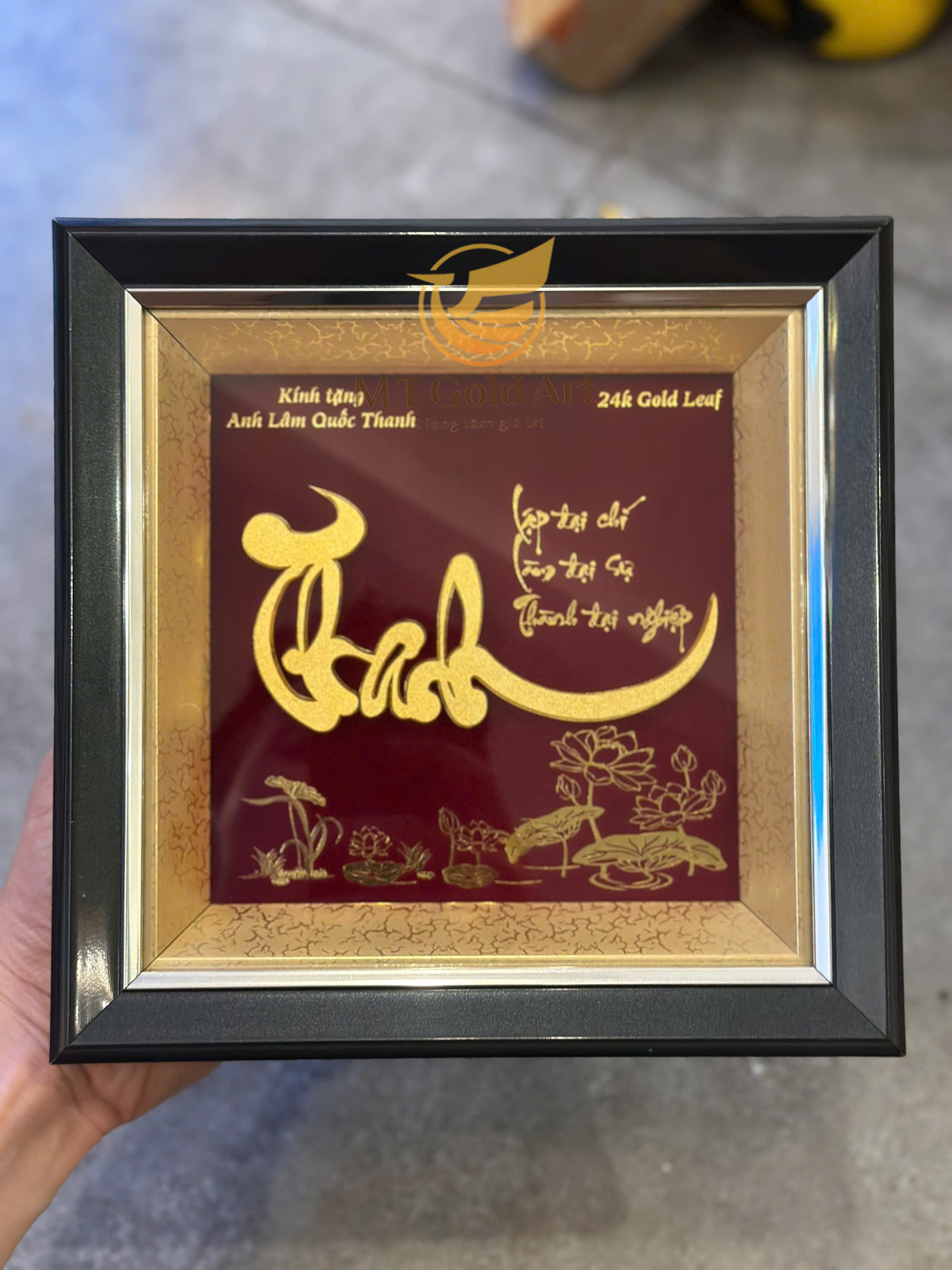 quà tặng sếp thăng chức - quà ătngj ấn tượng độc đáo