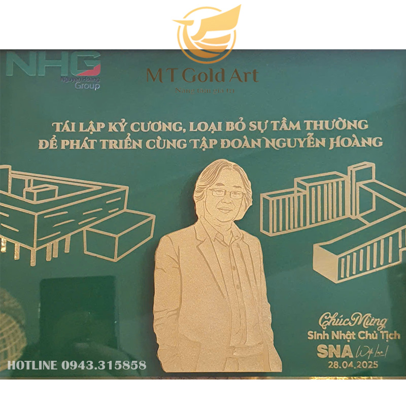 quà tặng sếp ấn tượng độc đáo dịp 30/4- 1/5