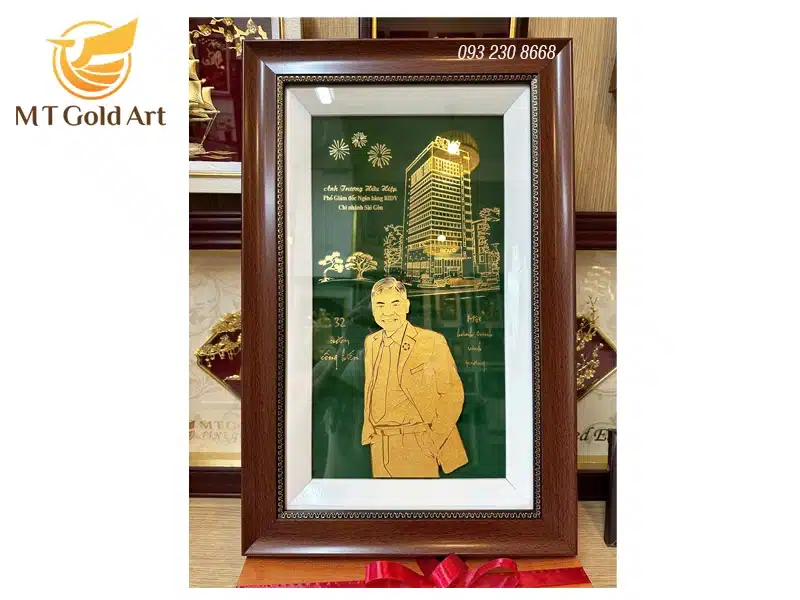 tranh chan dung ma vang