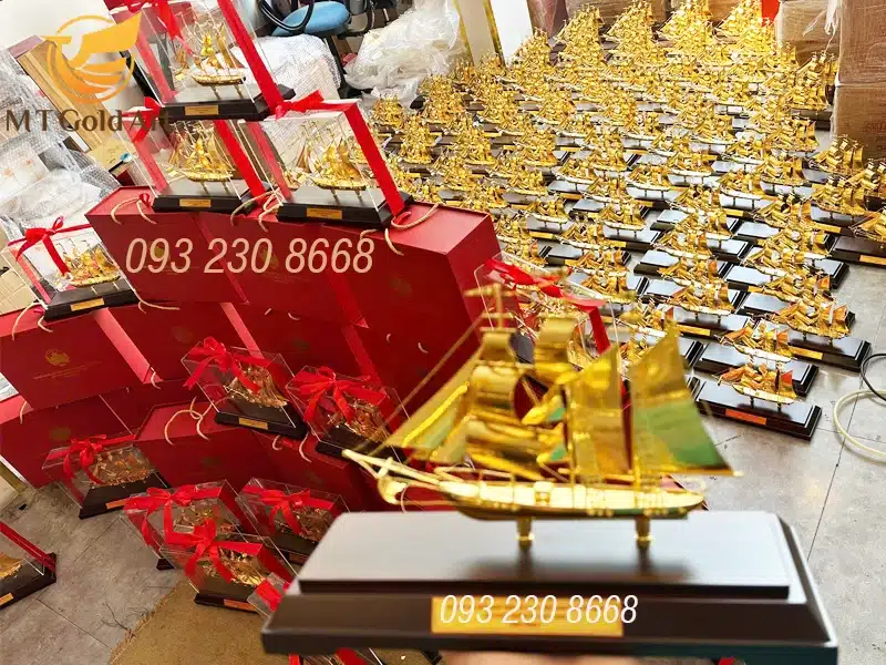 mo hinh thuyen ma vang qua tang hoi nghi mat tran to quoc