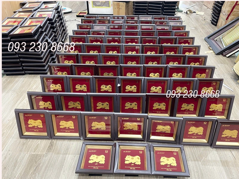 qua tri an khach hang dip 10 nam cong ty hoa phap