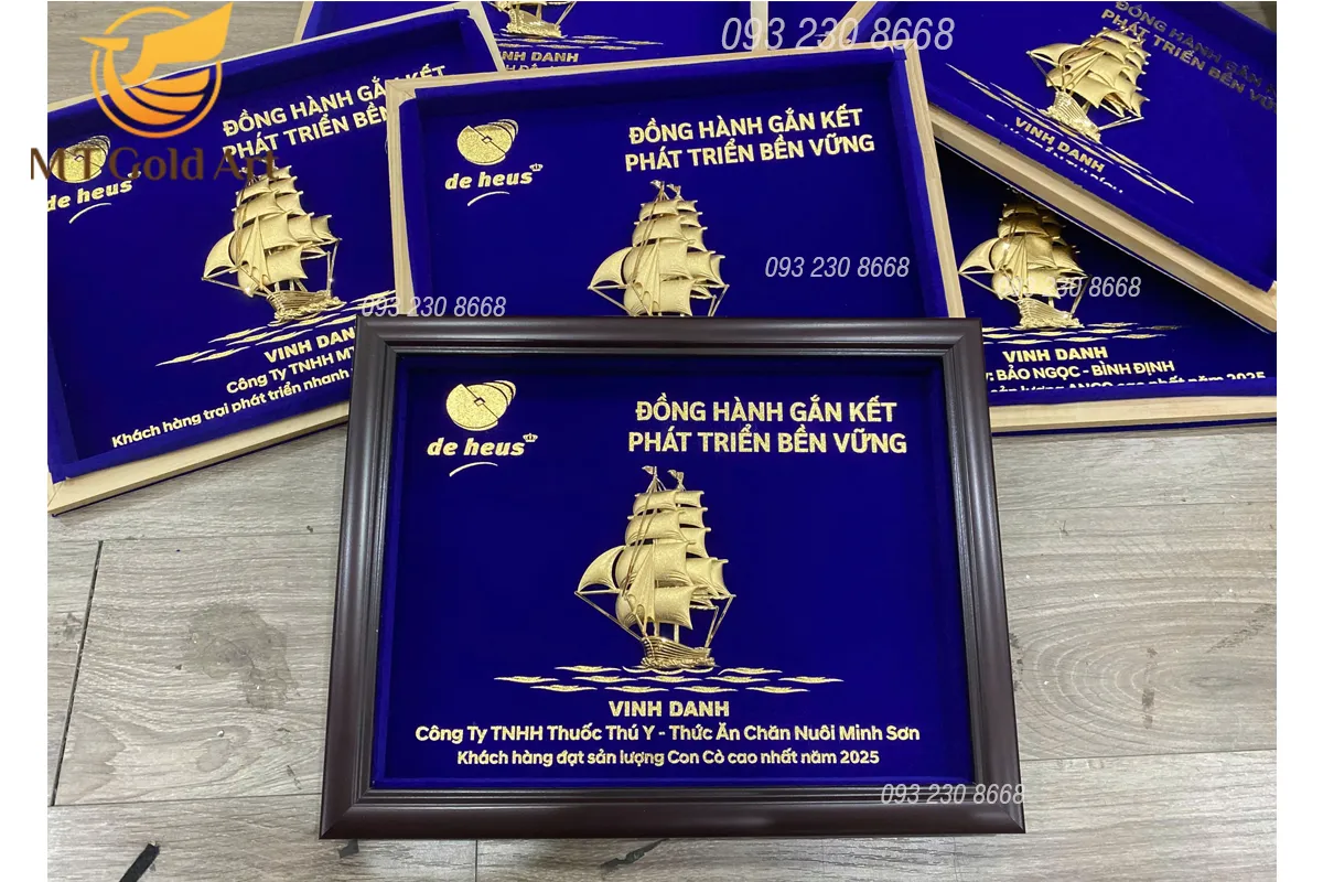 qua vinh danh khach hang dat san luong cao