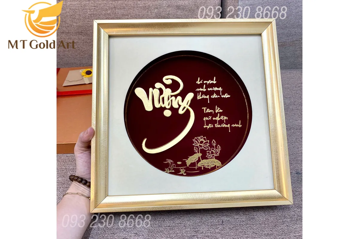 Tranh chữ Vượng dát vàng - Quà tết ý nghĩa thịnh vượng, phú quý tranh chu vuong qua tang y nghia