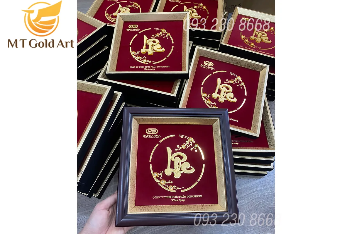 Mẫu tranh chữ lộc dát vàng - Quà tri ân tết ý nghĩa tranh thu phap ma vang qua tet khach hang y nghia